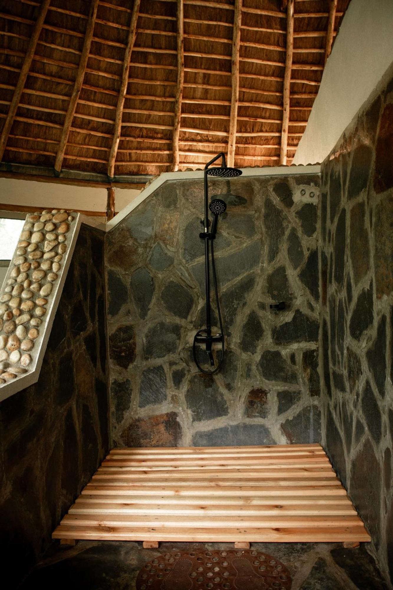 Katoke Embogo Safari Lodges מראה חיצוני תמונה